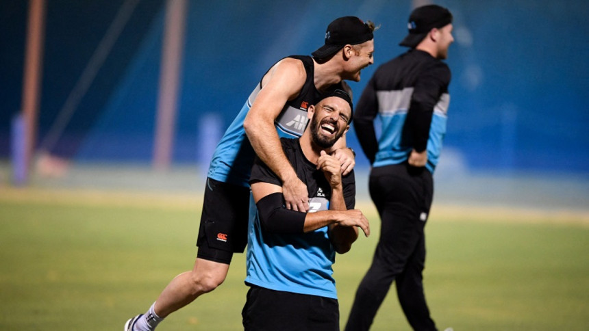 martin guptill & daryl mitchell martin guptill & daryl mitchell